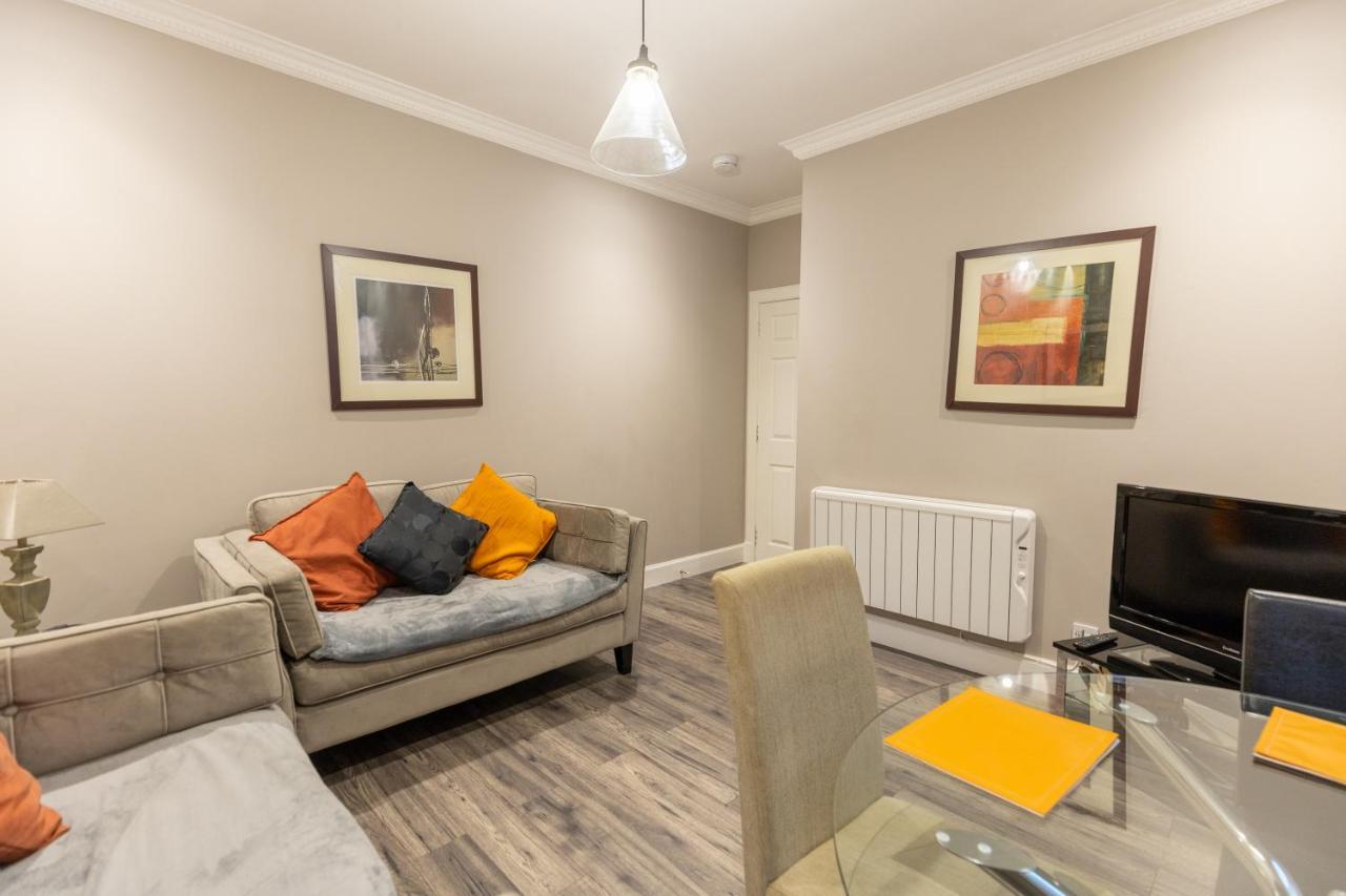 Two Bedroom Apartment Within Walking Distance To City Centre EDI Exteriér fotografie