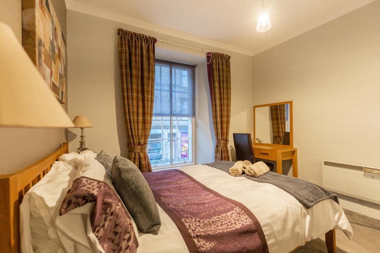 Two Bedroom Apartment Within Walking Distance To City Centre EDI Exteriér fotografie