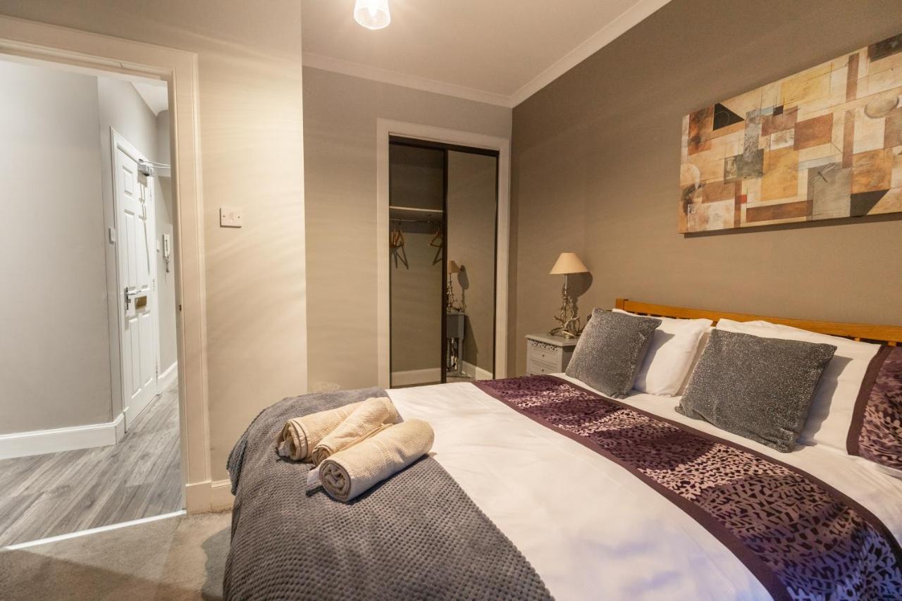 Two Bedroom Apartment Within Walking Distance To City Centre EDI Exteriér fotografie