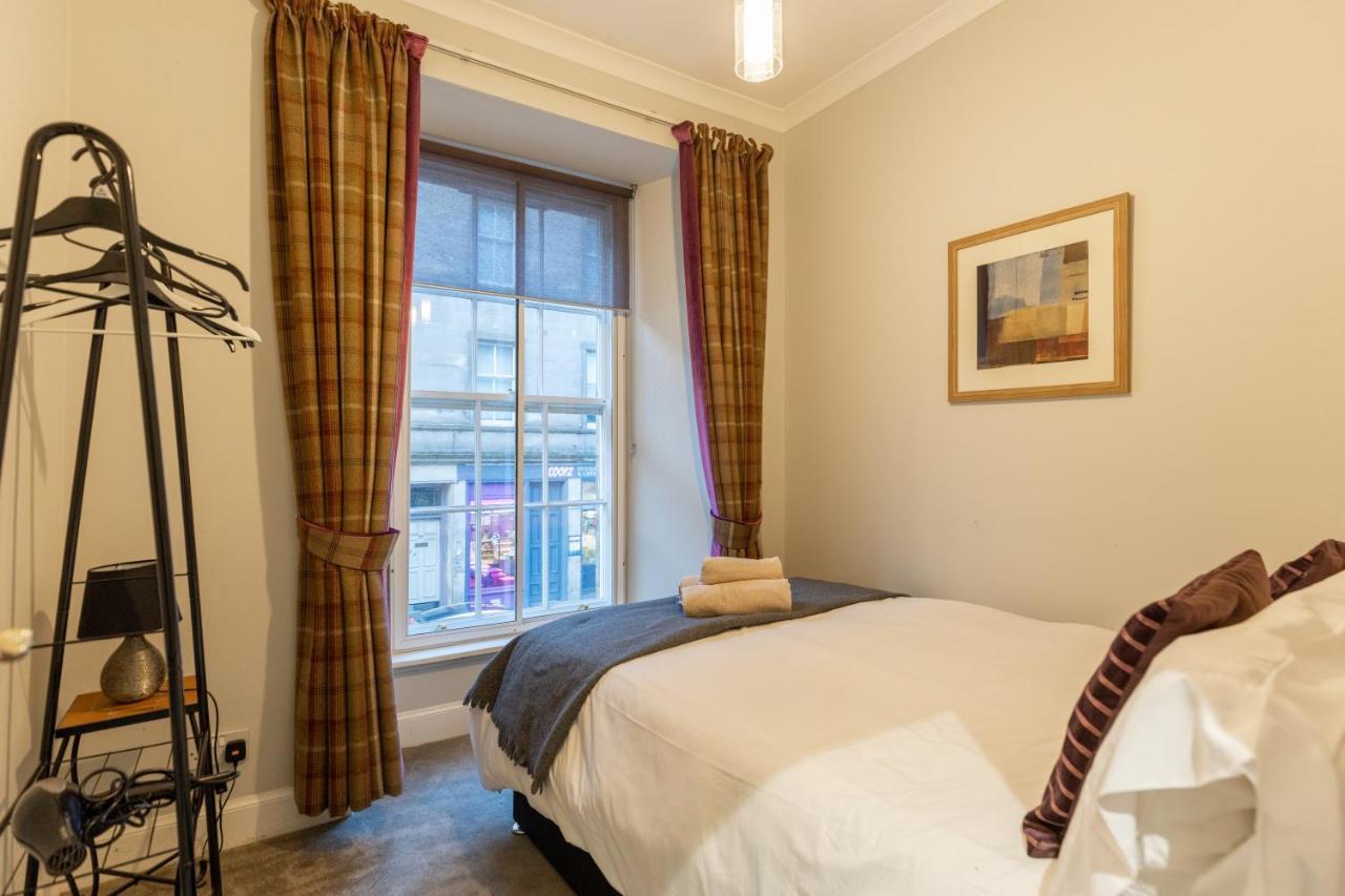 Two Bedroom Apartment Within Walking Distance To City Centre EDI Exteriér fotografie